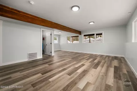 Living - 20232 David Ave, Eagle River, AK 99577 photo 4 of 5