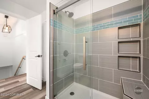 Bath - 20232 David Ave, Eagle River, AK 99577 photo 2 of 3