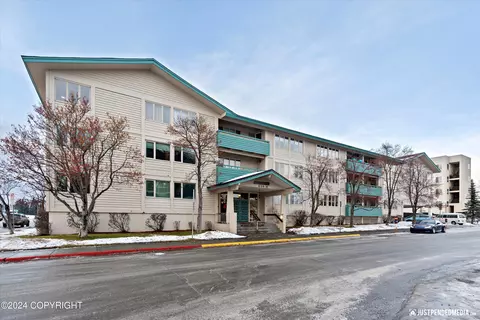 836 M St # 111, Anchorage, AK 99501