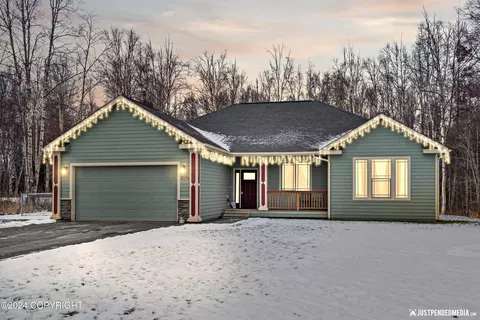 5174 N Kipling Dr, Wasilla, AK 99654