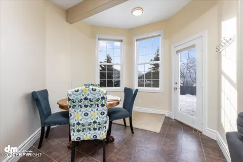 Dining - 20526 Williamsburg Dr, Eagle River, AK 99577 photo 4 of 4