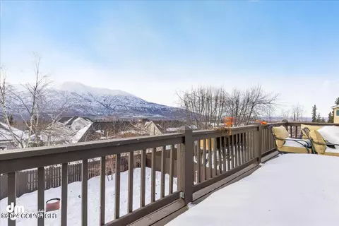 Exterior - 20526 Williamsburg Dr, Eagle River, AK 99577 photo 5 of 9