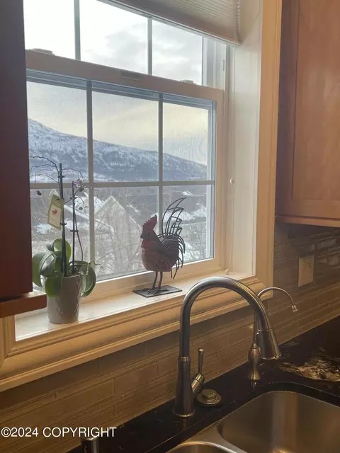 Kitchen - 20526 Williamsburg Dr, Eagle River, AK 99577 photo 6 of 6