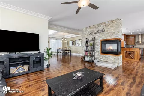 Living - 20526 Williamsburg Dr, Eagle River, AK 99577 photo 1 of 6