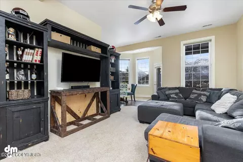 Living - 20526 Williamsburg Dr, Eagle River, AK 99577 photo 4 of 6