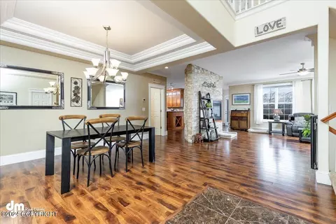 Dining - 20526 Williamsburg Dr, Eagle River, AK 99577 photo 2 of 4
