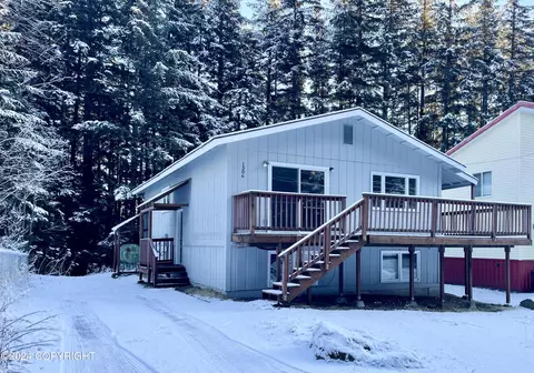 1306 Vista Ave, Seward, AK 99664