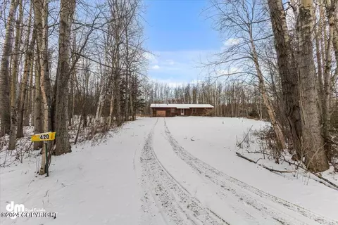 420 S Serrano Dr, Wasilla, AK 99654