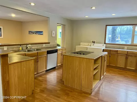 209 Marathon Dr, Seward, AK 99664 photo 8