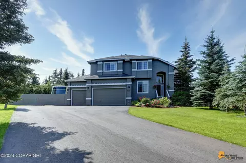 5522 Woodshire Cir, Anchorage, AK 99516