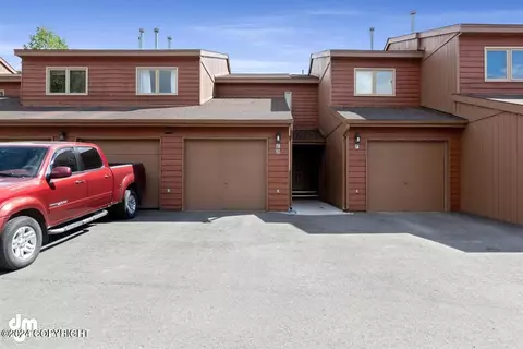 10224 Jamestown Dr # 4E, Anchorage, AK 99507
