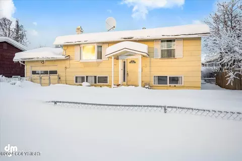 4437 E 9th Ave, Anchorage, AK 99508