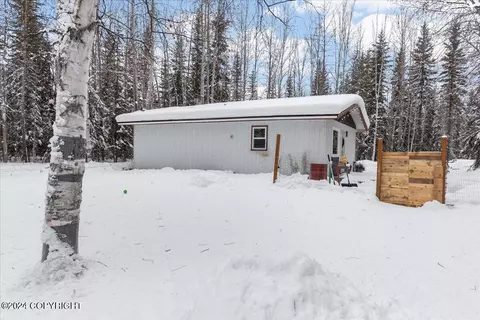 Exterior - 3338 Dundee Loop, North Pole, AK 99705 photo 6 of 7
