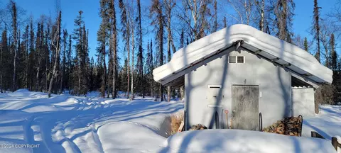 000 S Sled St, Trapper Creek, AK 99683