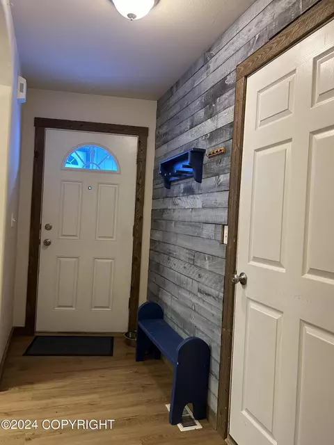 Entry Way - 11061 Hannah Jane Pl # 2, Eagle River, AK 99577 photo 8 of 9