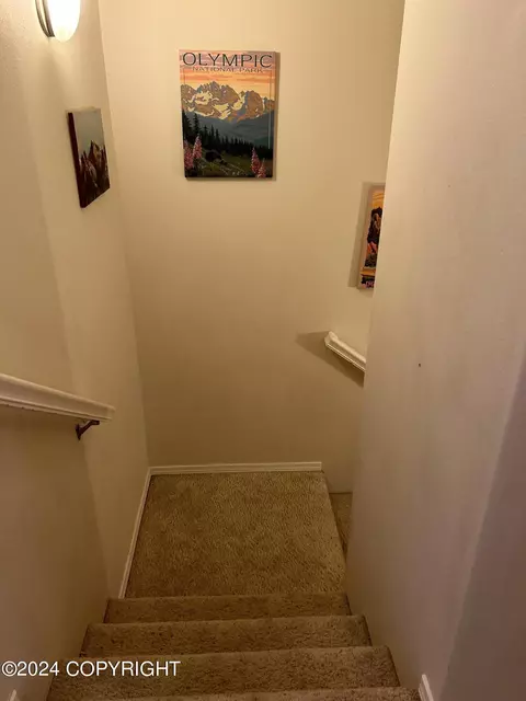 Entry Way - 11061 Hannah Jane Pl # 2, Eagle River, AK 99577 photo 5 of 9