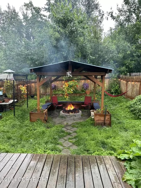 Exterior - 11061 Hannah Jane Pl # 2, Eagle River, AK 99577 photo 14 of 21