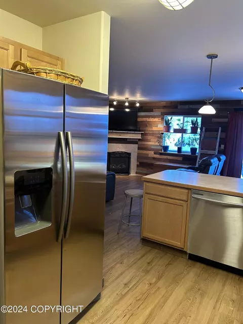 Kitchen - 11061 Hannah Jane Pl # 2, Eagle River, AK 99577 photo 2 of 12