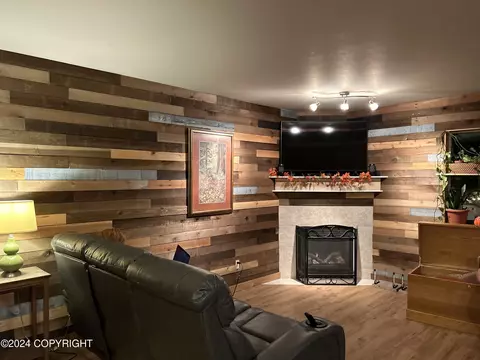 Living - 11061 Hannah Jane Pl # 2, Eagle River, AK 99577 photo 3 of 9