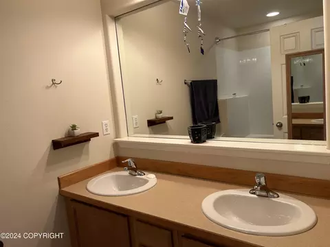 Bath - 11061 Hannah Jane Pl # 2, Eagle River, AK 99577 photo 2 of 8