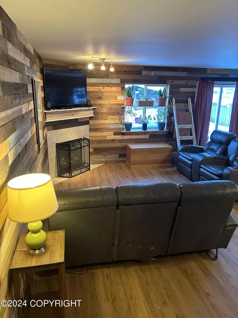 Living - 11061 Hannah Jane Pl # 2, Eagle River, AK 99577 photo 4 of 9