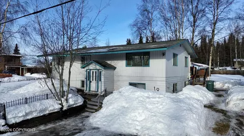 2407 Lore Rd, Anchorage, AK 99507