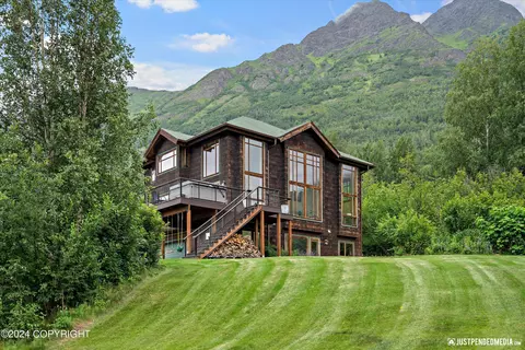 Exterior - 24010 The Clearing Dr, Eagle River, AK 99577 photo 21 of 37