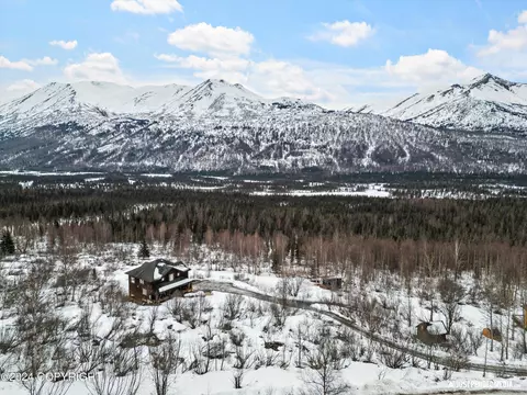 Exterior - 24010 The Clearing Dr, Eagle River, AK 99577 photo 37 of 37