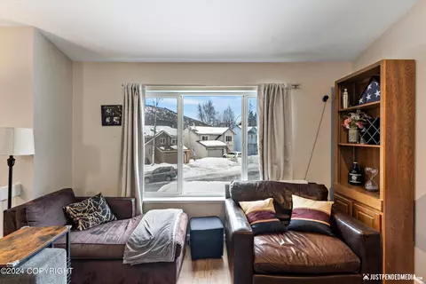 18831 Katelyn Cir, Eagle River, AK 99577 photo 7