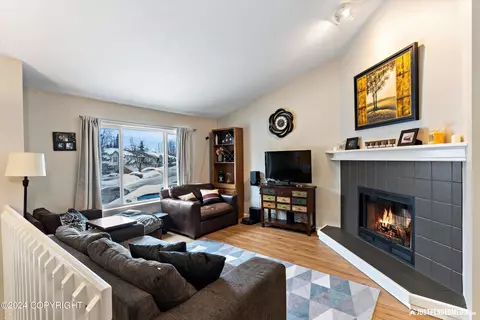 18831 Katelyn Cir, Eagle River, AK 99577 photo 6