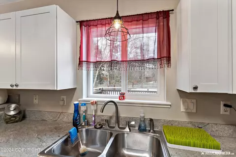 18831 Katelyn Cir, Eagle River, AK 99577 photo 13