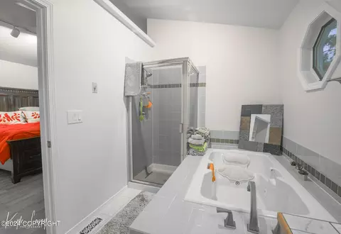 10918 Suneagle Cir, Eagle River, AK 99577 photo 29