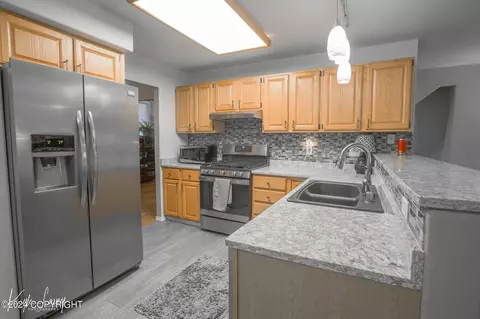 10918 Suneagle Cir, Eagle River, AK 99577 photo 19
