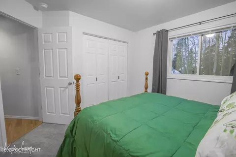 10918 Suneagle Cir, Eagle River, AK 99577 photo 36