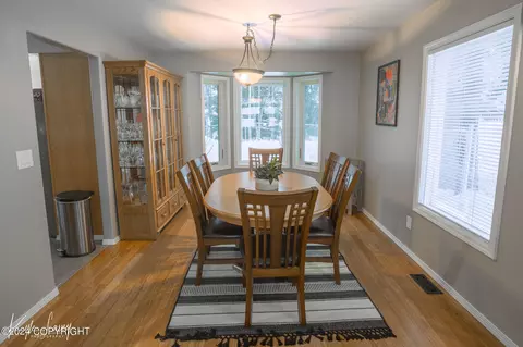 10918 Suneagle Cir, Eagle River, AK 99577 photo 16