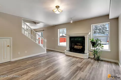 Living - 8331 Berry Patch Dr, Anchorage, AK 99502 photo 4 of 6