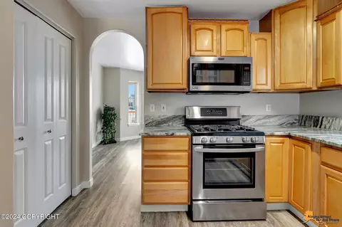 Kitchen - 8331 Berry Patch Dr, Anchorage, AK 99502 photo 3 of 5