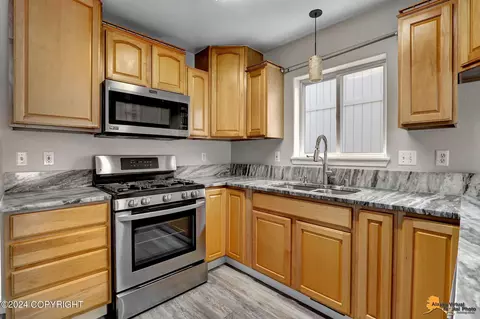 Kitchen - 8331 Berry Patch Dr, Anchorage, AK 99502 photo 5 of 5