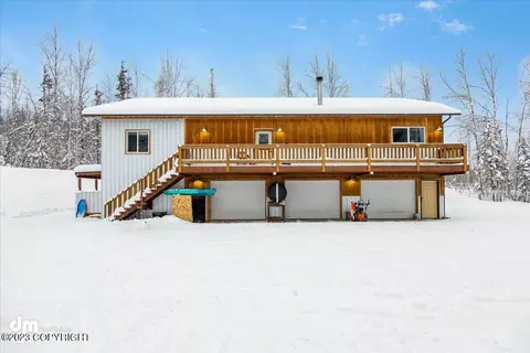 1528 S Countrywood Dr, Wasilla, AK 99623