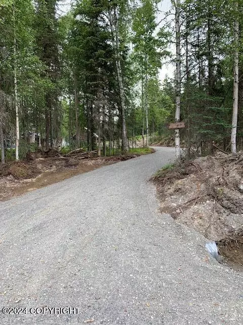 36412 Lakeview St, Sterling, AK 99672