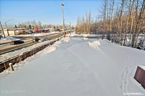 6901 Creekview Loop # 5, Anchorage, AK 99507 photo 31