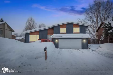 3610 Gayot Dr, Anchorage, AK 99504