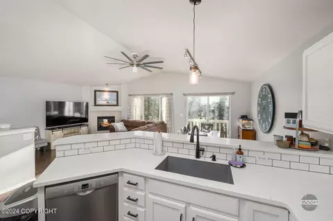 20224 Glacier Park Cir, Eagle River, AK 99577 photo 14