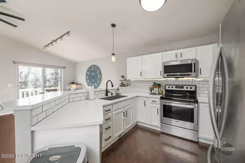 20224 Glacier Park Cir, Eagle River, AK 99577 photo 13