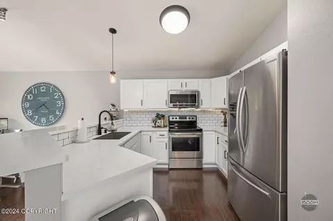 20224 Glacier Park Cir, Eagle River, AK 99577 photo 12