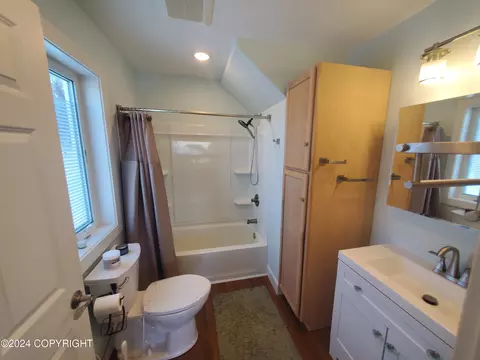 Bath - 17728 Arcturus Loop, Ninilchik, AK 99639 photo 1 of 3