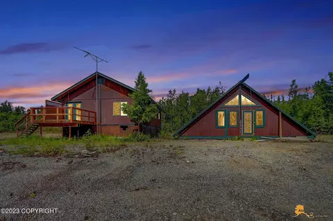 43817 S Parks Hwy, Talkeetna, AK 99676