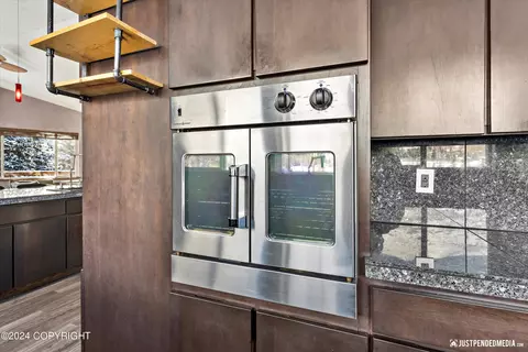 Kitchen - 1797 W River Dr, Eagle River, AK 99577 photo 6 of 9