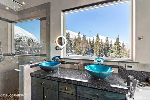 Bath - 1797 W River Dr, Eagle River, AK 99577 photo 4 of 12