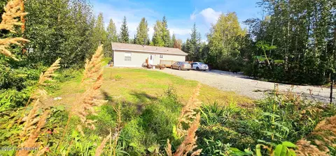 1166 Paige Ave, North Pole, AK 99705